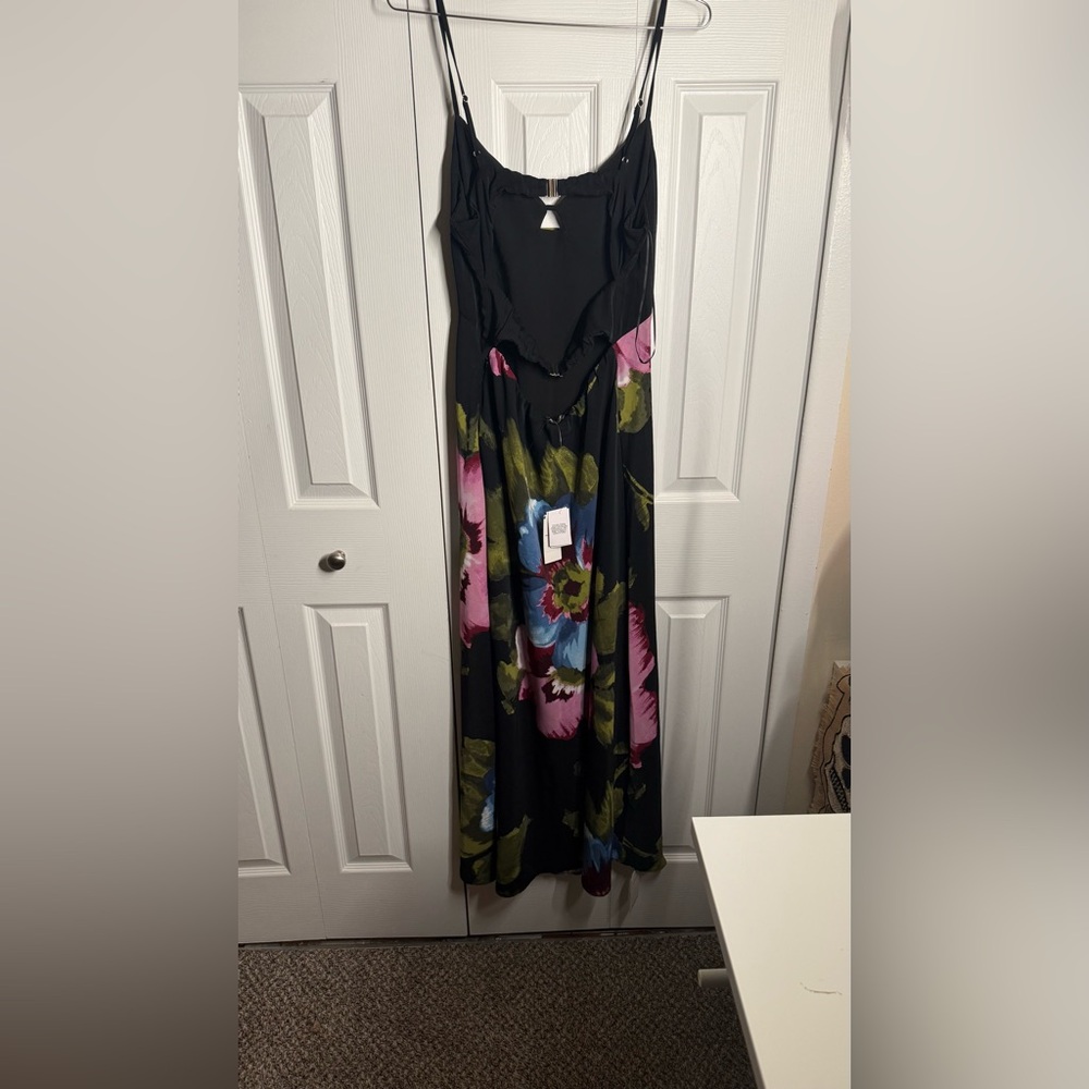 A&F Maxi Dress with Floral Print - Picture 2 of 3